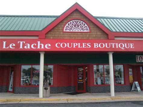 le.coq nu|Le Tache Couples Boutique